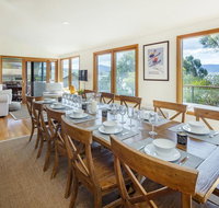 Rimrock - Superior waterfront home - Accommodation Sunshine Coast