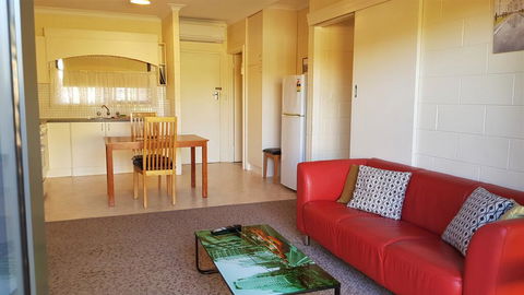 Rise N' Shine - Min Stay 4 Nights - Accommodation Sunshine Coast 2