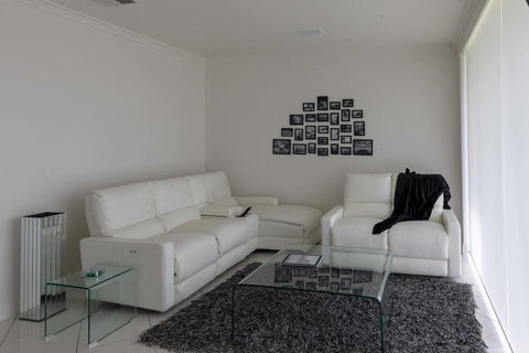 River Devine - Accommodation Sunshine Coast 2