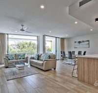 Riverfront Breeze at The Cosmopolitan - Accommodation Sunshine Coast