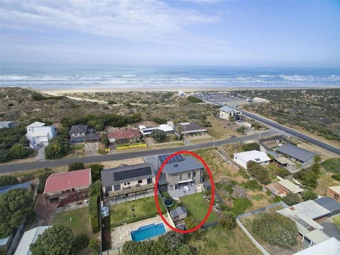 RiverSea Goolwa Beachhouse - WiFi - Pet-Friendly - Accommodation Sunshine Coast 2
