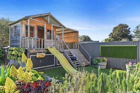 RiverSea Goolwa Beachhouse - WiFi - Pet-Friendly - Accommodation Sunshine Coast 1