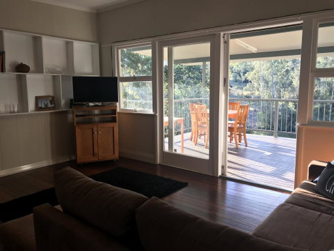 Riverview Cottage - Accommodation Sunshine Coast 1