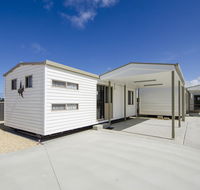 Rocks Retreat Cabin - Seal - Accommodation Sunshine Coast