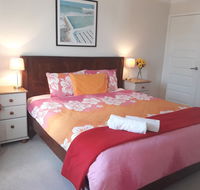 Rossmoyne 2 BEDROOM HOUSE SELF CHECK IN Walk to River Shops Bus Trains Cls to Airport City Beaches - Accommodation Sunshine Coast