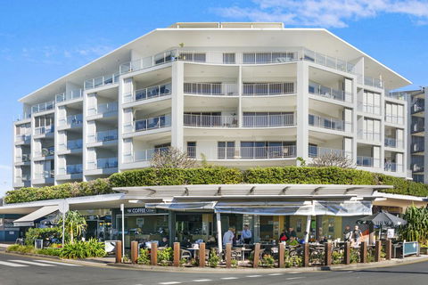 Rovera Apartments - Accommodation Sunshine Coast 0