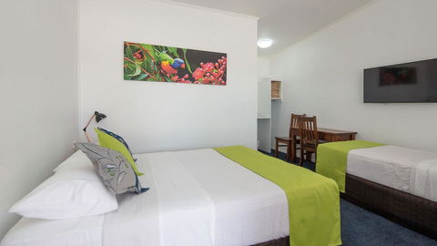 Royal Motel Tenterfield - Accommodation Sunshine Coast 0
