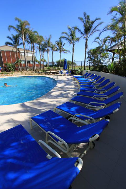 Royal Palm Resort On The Beach - Accommodation Sunshine Coast 3
