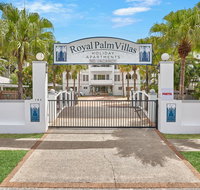 Royal Palm Villas - Accommodation Sunshine Coast