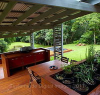 Runawaytomaleny - Accommodation Sunshine Coast