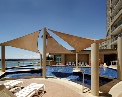Rydges Hotel Port Macquarie - Accommodation Sunshine Coast 1
