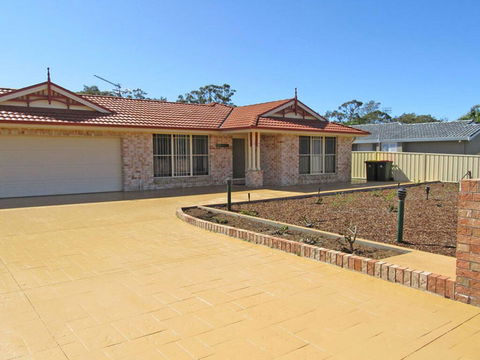 Salamander Way', 99a Salamander Way - Fantastic Duplex Close To Horizons Golf Resort - Accommodation Sunshine Coast 0