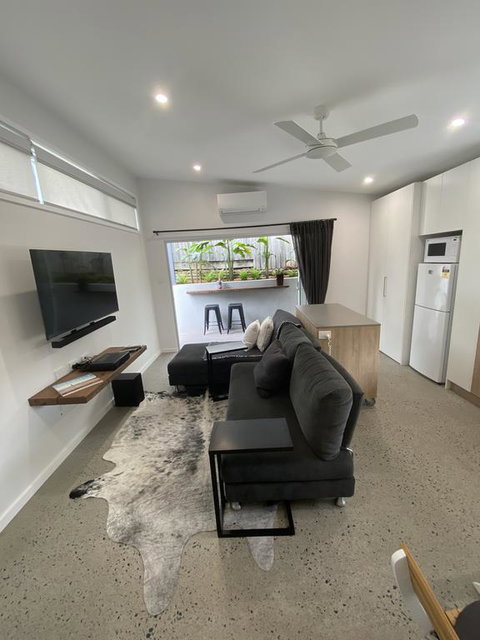 Sama Sama - Accommodation Sunshine Coast 0