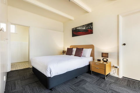 Sandbelt Club Hotel - Accommodation Sunshine Coast 1