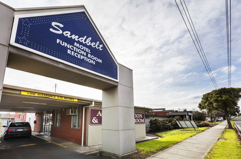 Sandbelt Club Hotel - Accommodation Sunshine Coast 3