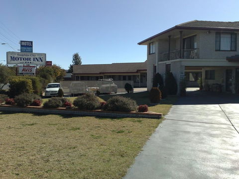 Sapphire City Motor Inn - Accommodation Sunshine Coast 0
