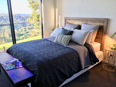 Scandinavian Cabin - Maleny - One Bedroom - Accommodation Sunshine Coast 3