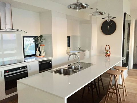 Scandinavian Cabin - Maleny - One Bedroom - Accommodation Sunshine Coast 1