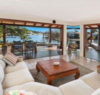 SCHMAN55-WATERFRONT RESORT-STYLE ENTERTAINER - Accommodation Sunshine Coast