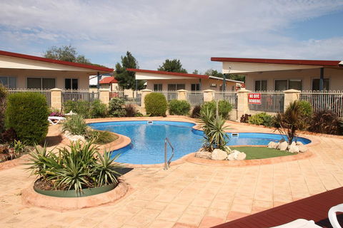Seaspray Beach Holiday Park - Accommodation Sunshine Coast 0