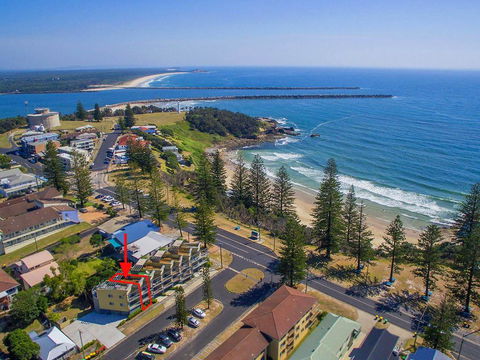 Seaspray Unit 7 Straight Across The Road From Main Beach Yamba - Accommodation Sunshine Coast 0
