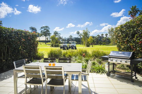 Serenity At The Cove - Accommodation Sunshine Coast 0