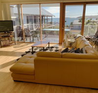 Sheoak Holiday Home - Accommodation Sunshine Coast