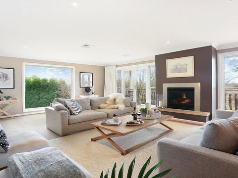 Shepherd's Lea - The Best Of Town And Country! - Accommodation Sunshine Coast 0