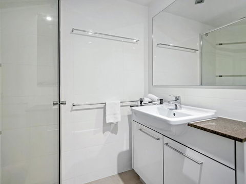 Sierra Grand Broadbeach Private 2 Bedroom - Accommodation Sunshine Coast 3