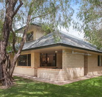 Siesta Park Holiday Resort - Accommodation Sunshine Coast