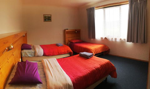 Silver Ridge Retreat - Accommodation Sunshine Coast 3