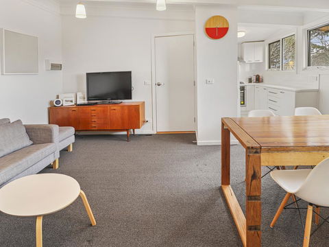 Ski View 4 - Accommodation Sunshine Coast 1
