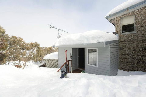 Ski View 4 - Accommodation Sunshine Coast 0