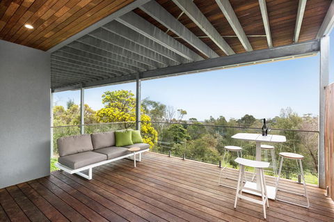 Skyluxe Luxury Retreat With Water Views And Deluxe Interior From Every Room - Accommodation Sunshine Coast 2