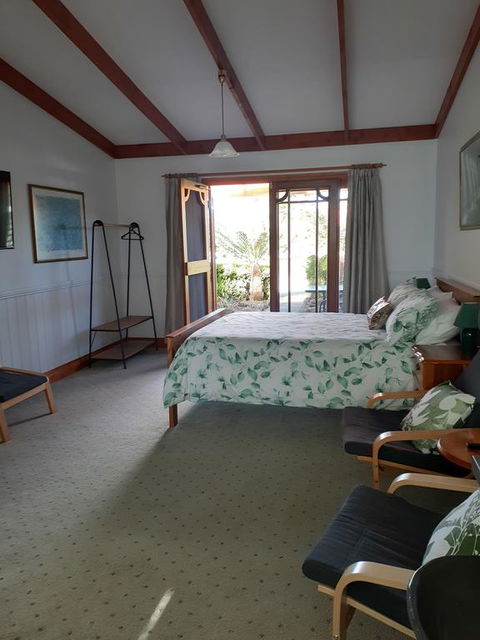 Sleepy Hollow Hideout (Hidout 2) - Accommodation Sunshine Coast 2