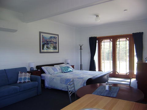 Sleepy Hollow Hideout - Hideout 1 - Accommodation Sunshine Coast 2