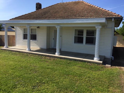 Smith Street Cottage Naracoorte - Accommodation Sunshine Coast 1