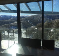Snow Ski Apartments 32 - Accommodation Sunshine Coast