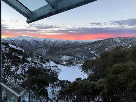 Snow Ski Apartments 33 - Accommodation Sunshine Coast 3
