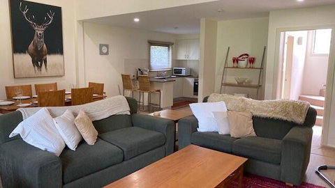Snowbound Chalet 7 - Accommodation Sunshine Coast 1
