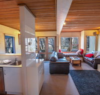 Snowgums 07 - Accommodation Sunshine Coast