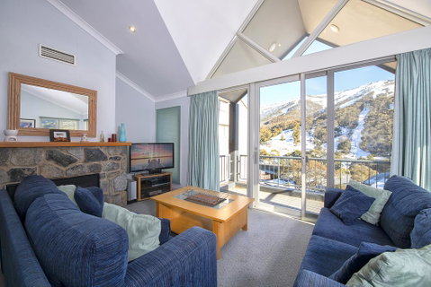 Snowman 8 - Accommodation Sunshine Coast 0
