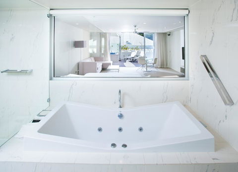 Sofitel Noosa Pacific Resort - Accommodation Sunshine Coast 2