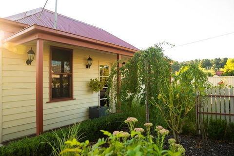Sovereign Hideaway - Accommodation Sunshine Coast 2