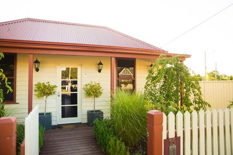 Sovereign Hideaway - Accommodation Sunshine Coast 1