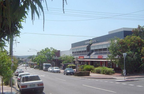 Spacious Apartment With Generous Entertaining - Accommodation Sunshine Coast 1