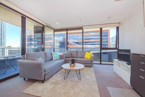 Spacious Docklands 2 Bedroom 2 Bathroom Apartment - Accommodation Sunshine Coast 1
