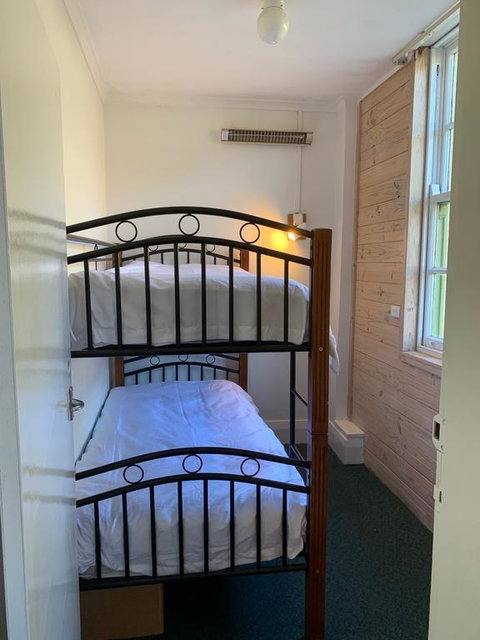 Sponars Chalet - Accommodation Sunshine Coast 3
