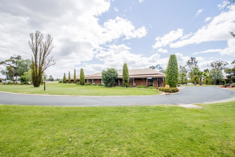 Sportslander Motor Inn - Accommodation Sunshine Coast 0
