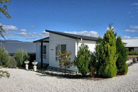 St Helena's 5 Twynam Street, Jindabyne NSW 2627 - Accommodation Sunshine Coast 0